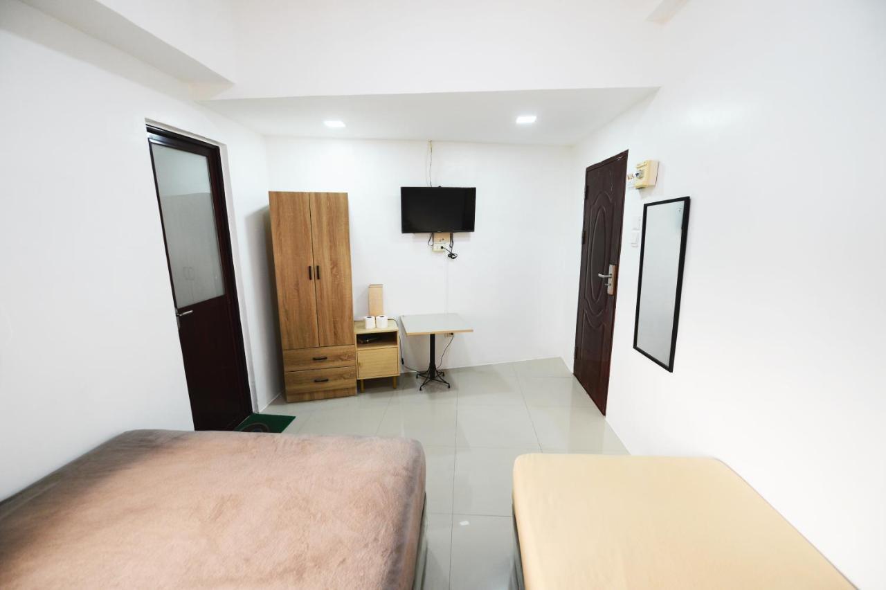 Hotel Cebu Courtyard Lapu-Lapu City Zewnętrze zdjęcie