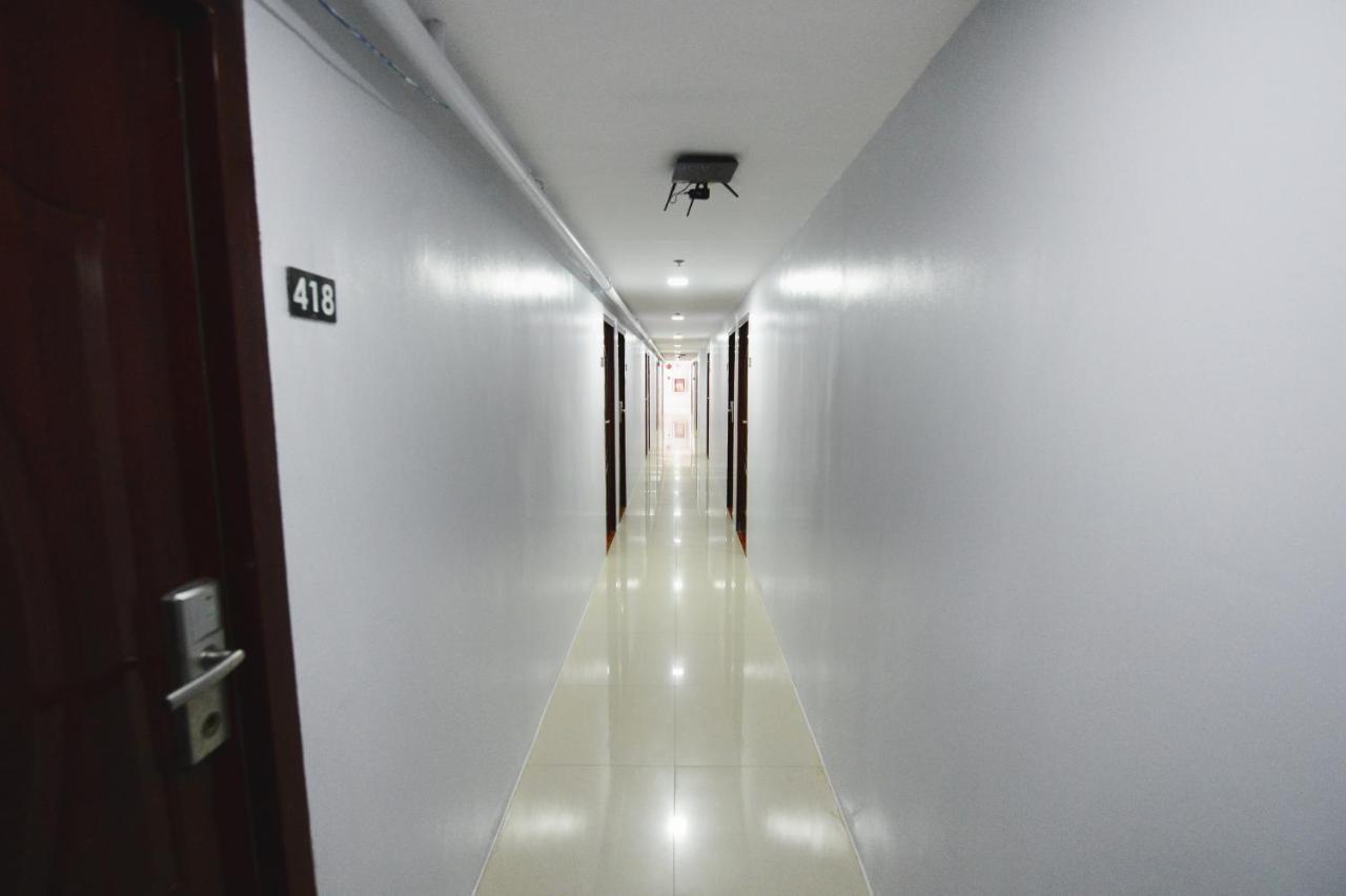 Hotel Cebu Courtyard Lapu-Lapu City Zewnętrze zdjęcie